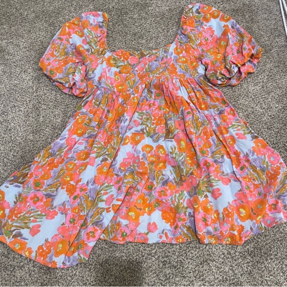Vestique Mini Dress in Vibrant Floral